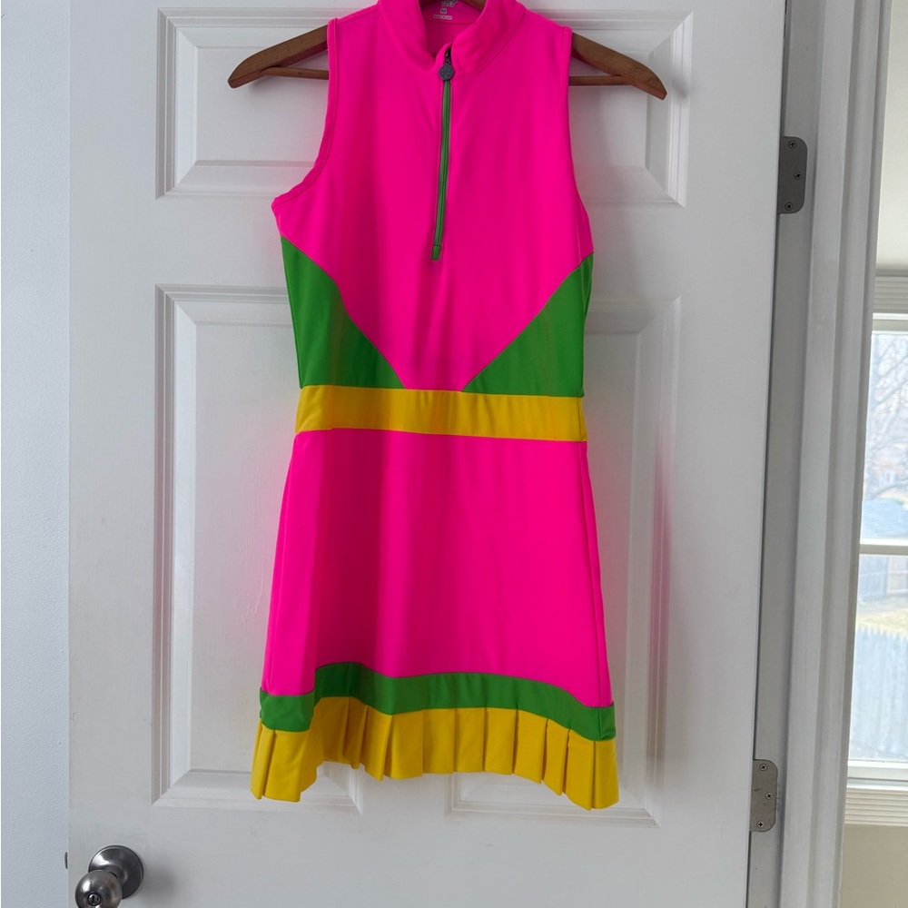 Tzu Tzu Jordan Golf Dress Size Medium